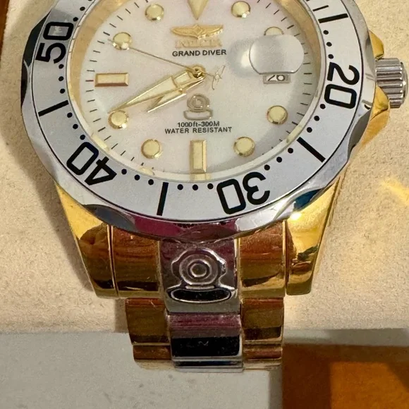 Invicta Pro Grand Diver Automatic Unisex Watch Mother of Pearl Dial 47mm … - Picture 4 of 11